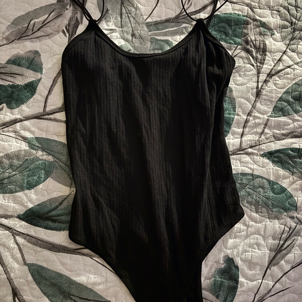 Bozzolo Black Spaghetti Strap Bodysuit